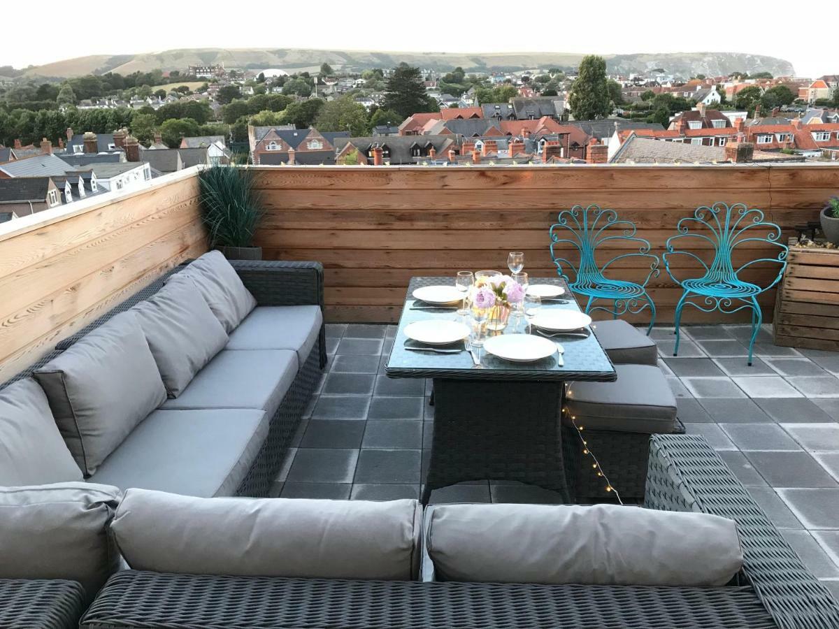 Апартаменты Wight View, Flat 2 Rosslyn House Суонидж Экстерьер фото